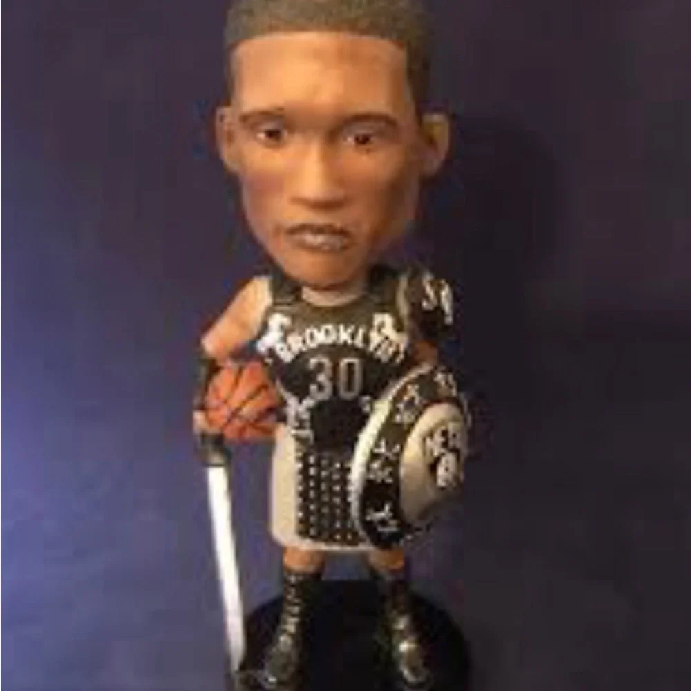 🏀Thaddeus Young Bobblehead - Picture 5 of 7